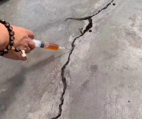 曹县混凝土裂缝修补技术详解​
